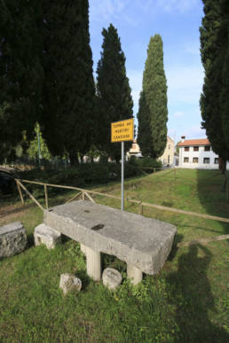 San Canzian d'Isonzo, tomba dei Martiri Canziani, SottoMonfalcone